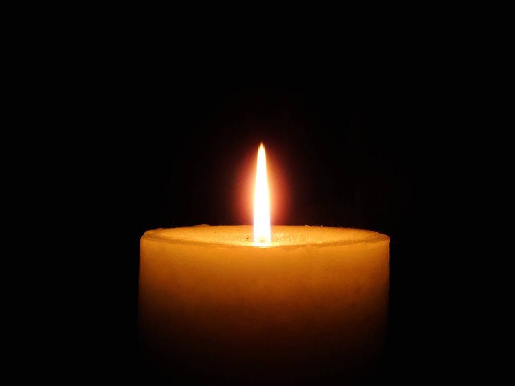 Prayer When Lighting Yahrzeit Candle 